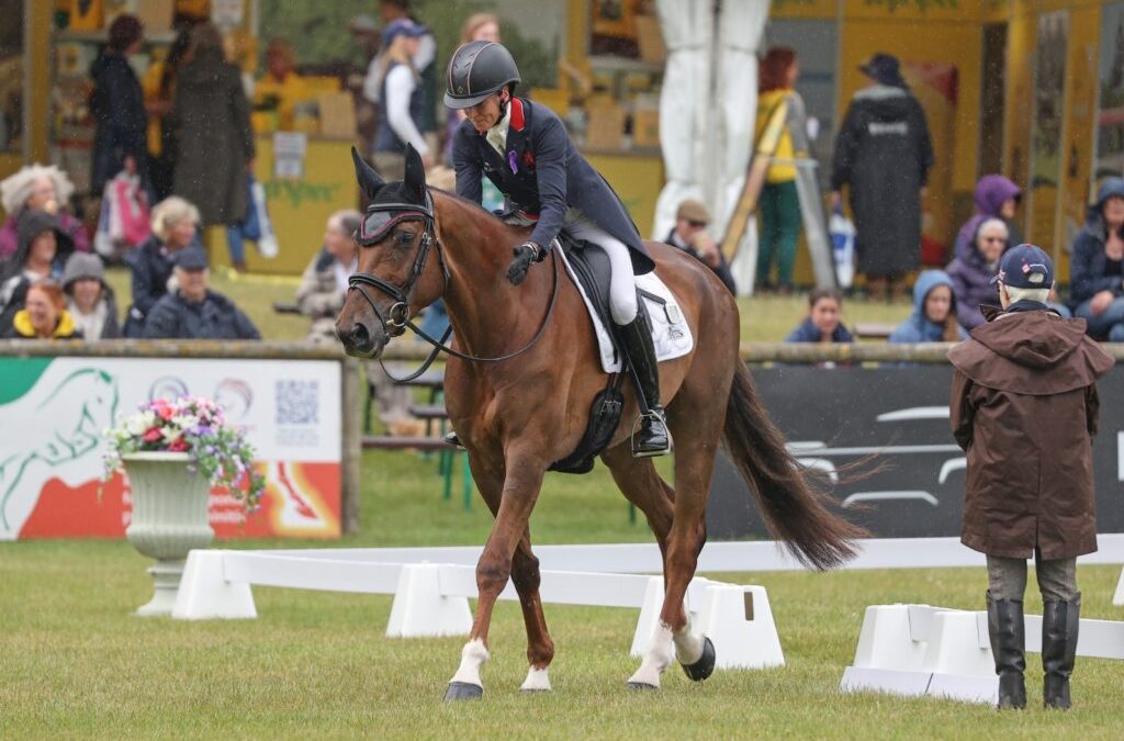 Bullimore and Cavaillon dominate on Defender Bramham day one